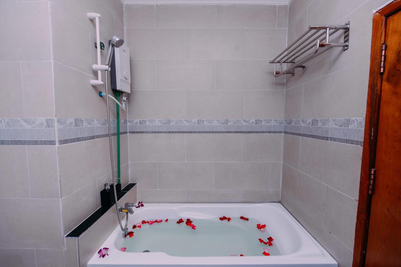 Sky Palace Boutique Hotel Battambang Kültér fotó